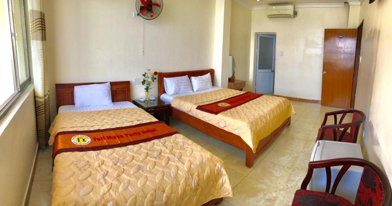 Full Moon Party Hotel Hai Phong Exterior photo